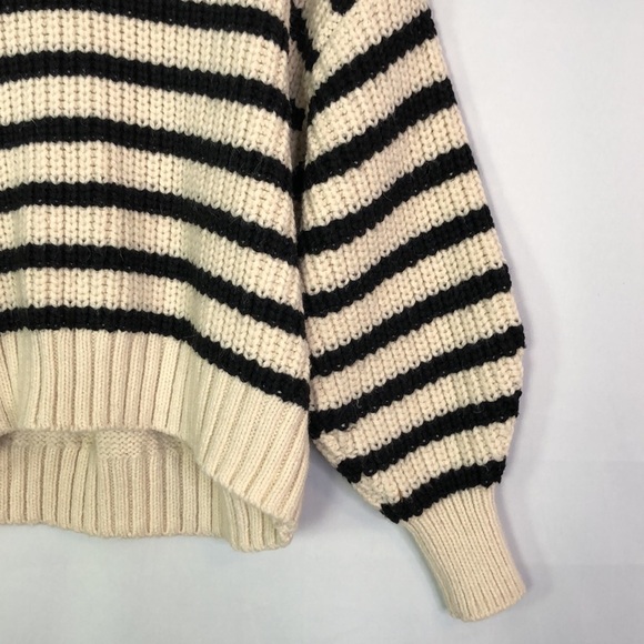 H & M Soft Knit Sweater Dropped Shoulder Long Sleeve Ribbed Neckline Size XL - Picture 5 of 11